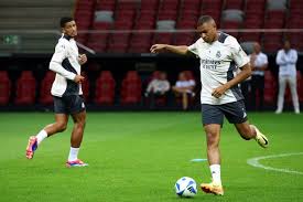 翔伞飞行时 翔伞飞行时